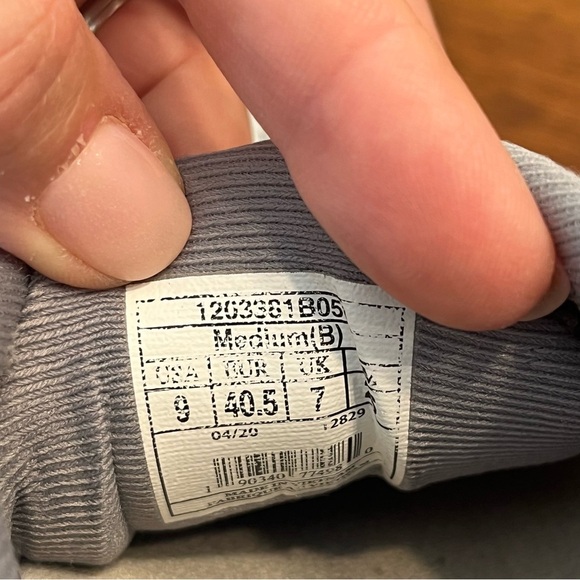 Brooks Light Gray Athletic Shoes ghost 13 size 9 men’s - Picture 11 of 12